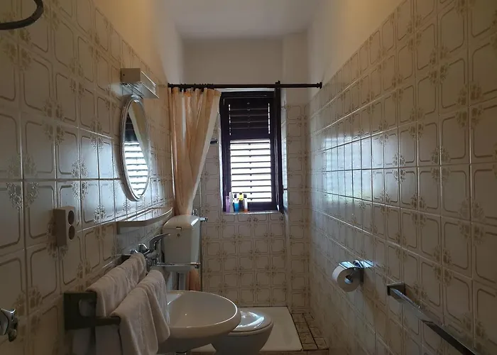 Assato Retro Apartman